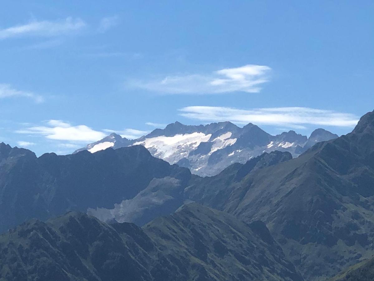 ホテル Le 41 Avenue Foch Bagnères-de-Luchon エクステリア 写真