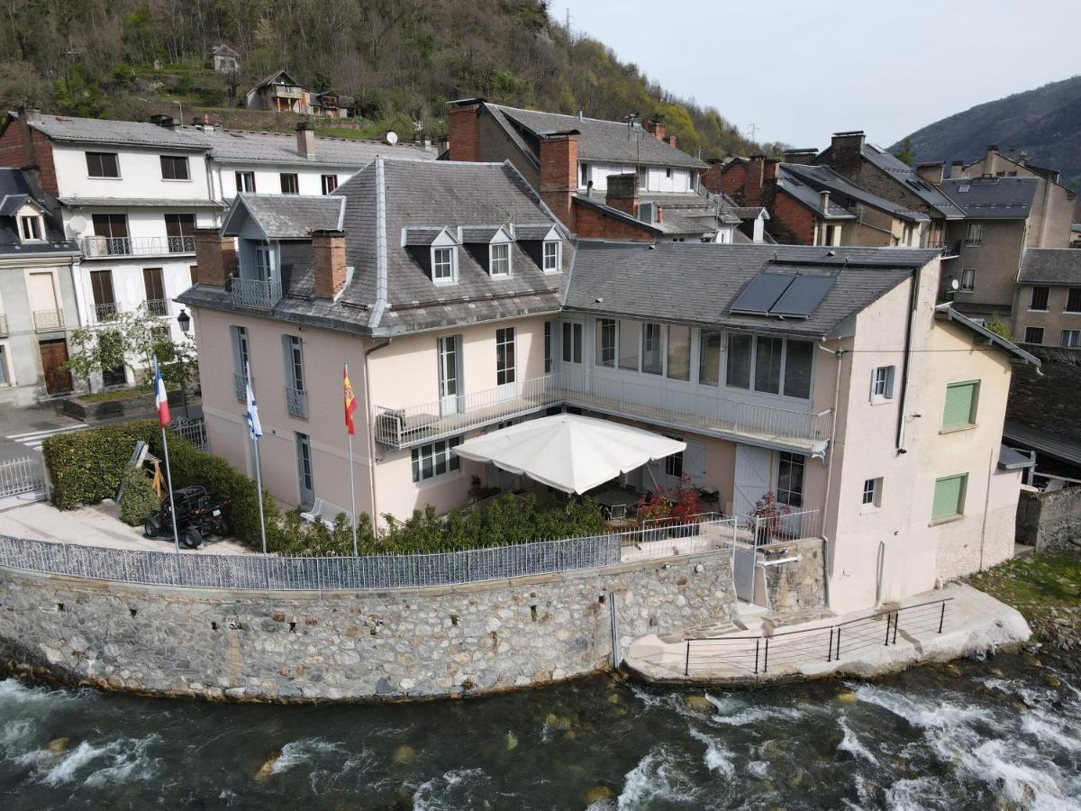 ホテル Le 41 Avenue Foch Bagnères-de-Luchon エクステリア 写真