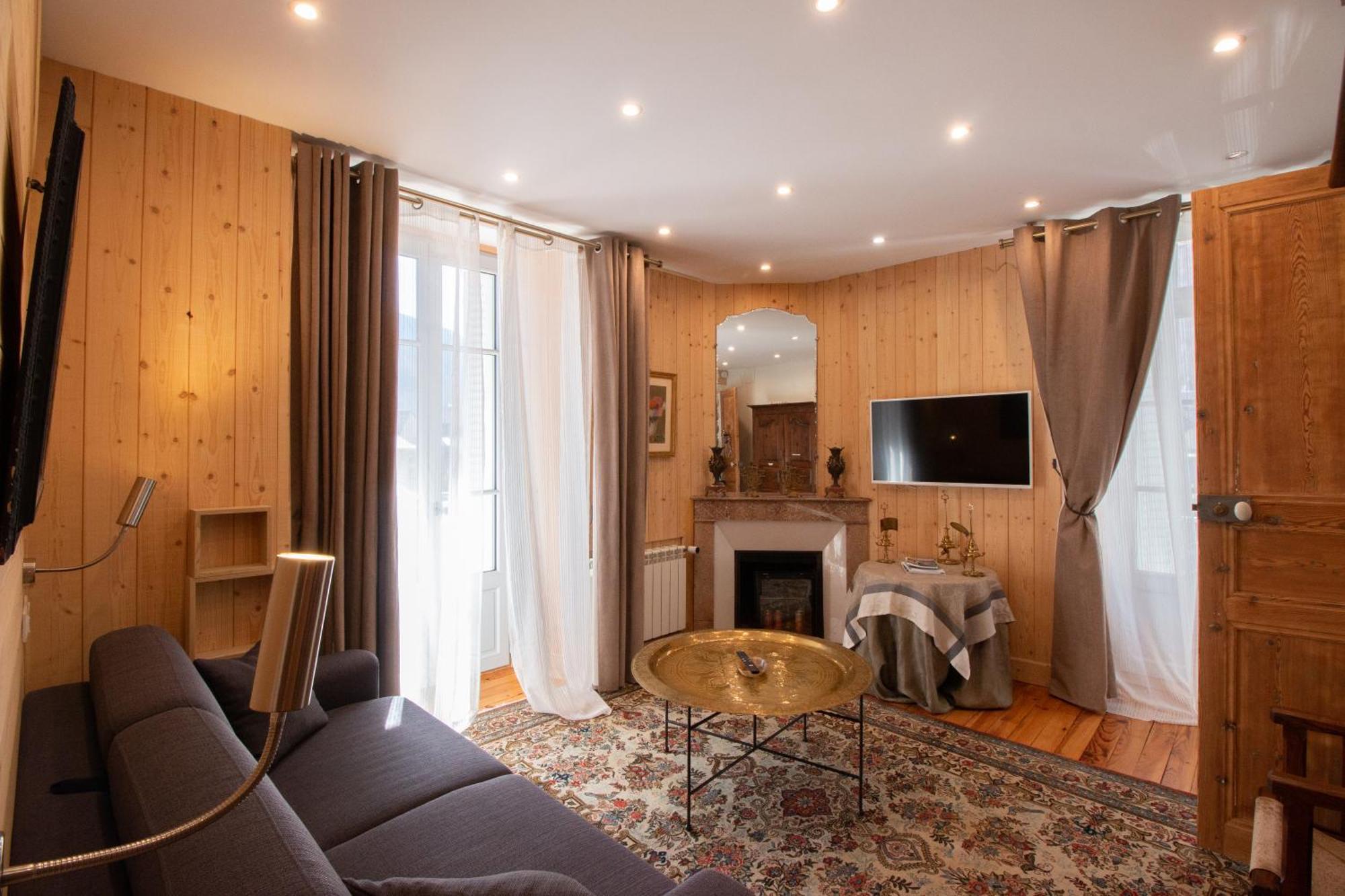 ホテル Le 41 Avenue Foch Bagnères-de-Luchon エクステリア 写真